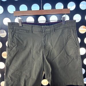 Pull&Bear Dark Green Men's Flat Front Shorts